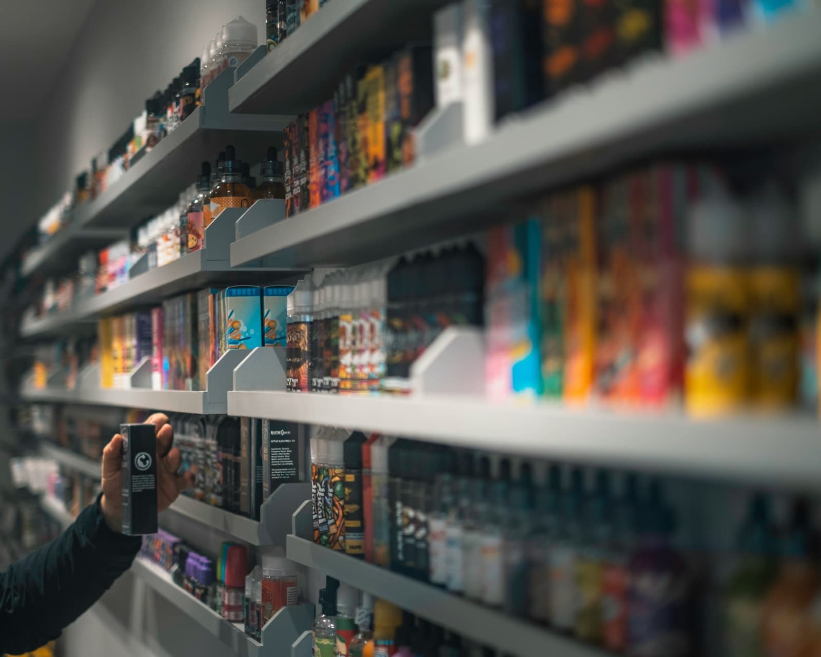 Vape shop retail counter